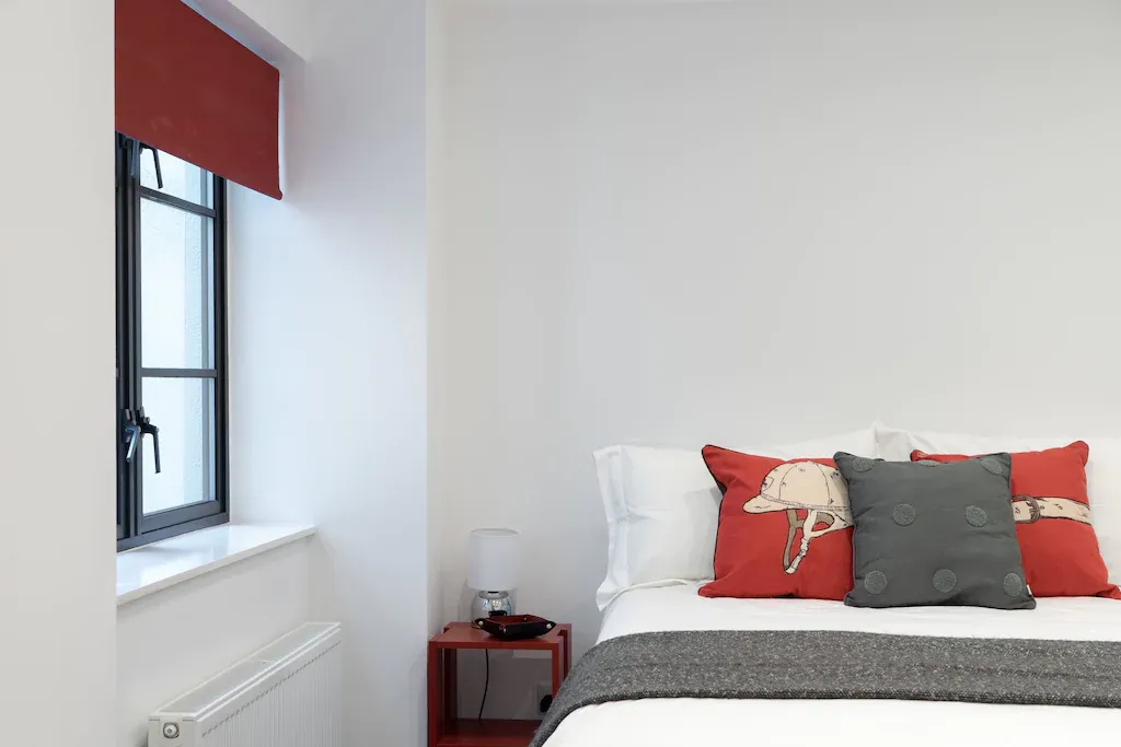 Property photo 3 of 27 Bedroom 2