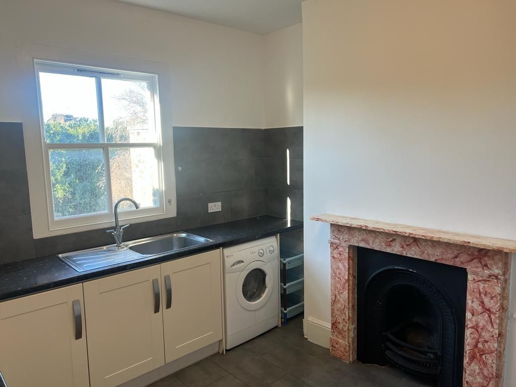 Property photo 3 of 6 Kitchen Pic.Jpg