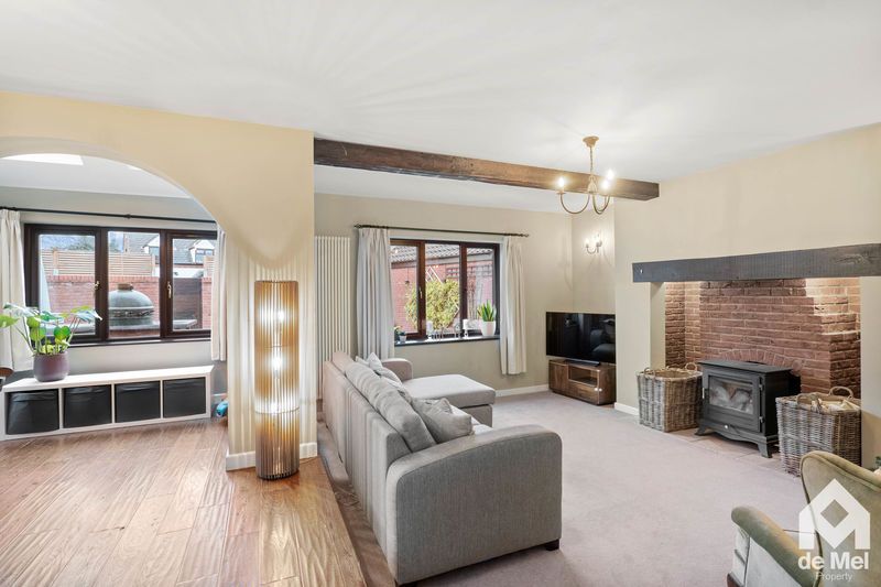 Property photo 3 of 19 Photo 14