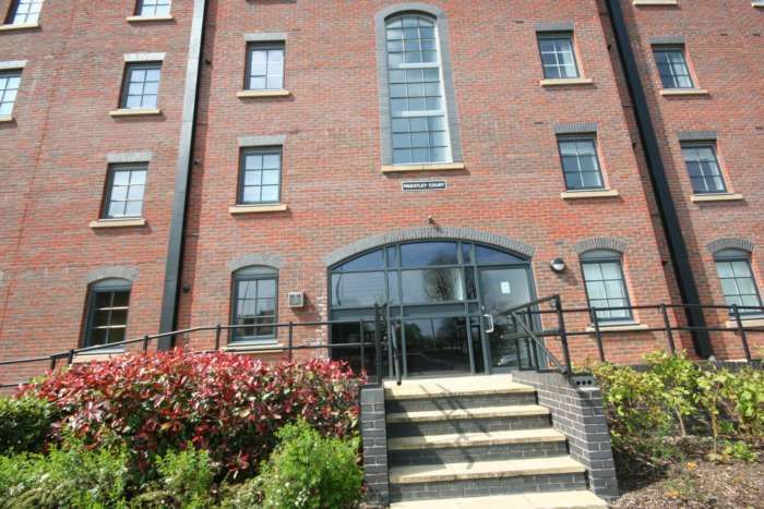 Property photo 3 of 8