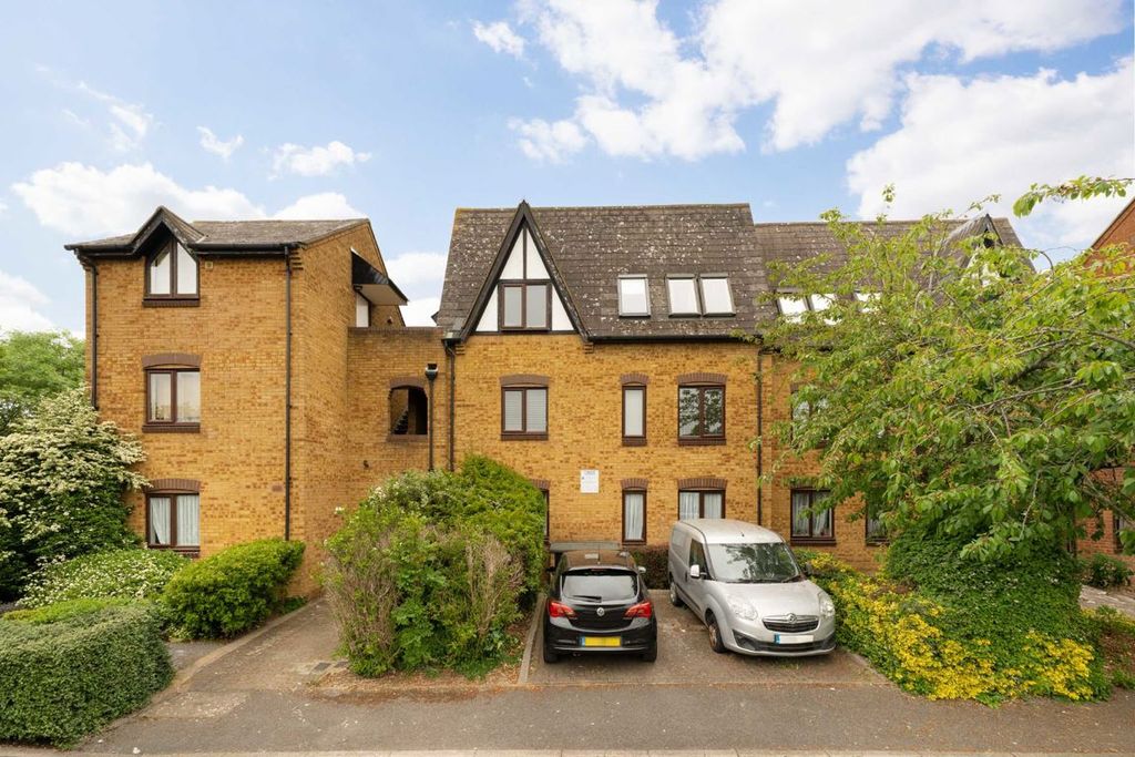 Property photo 1 of 5