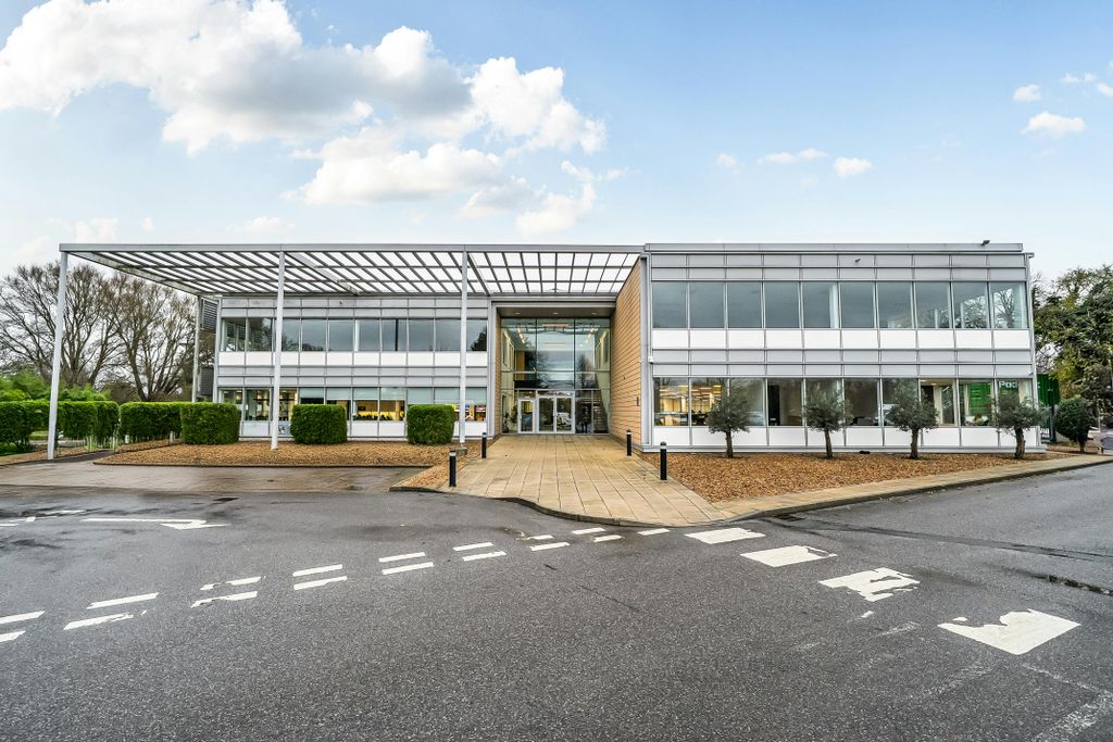 Property photo 1 of 13 13863172692Daa67Eca3d.Jpg