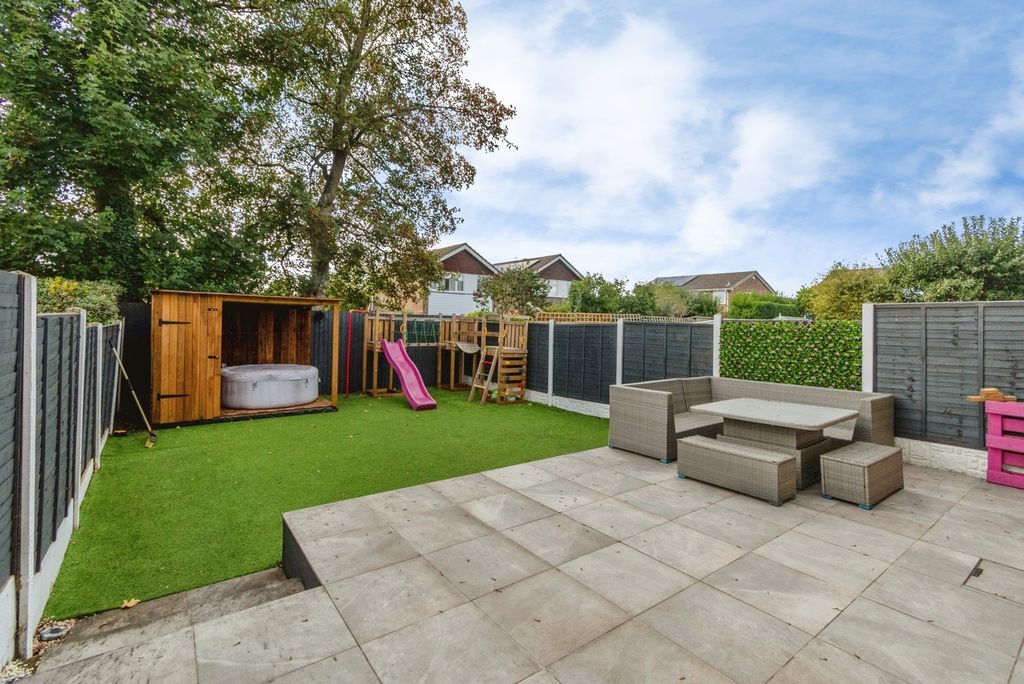 Property photo 2 of 20 Rear Garden