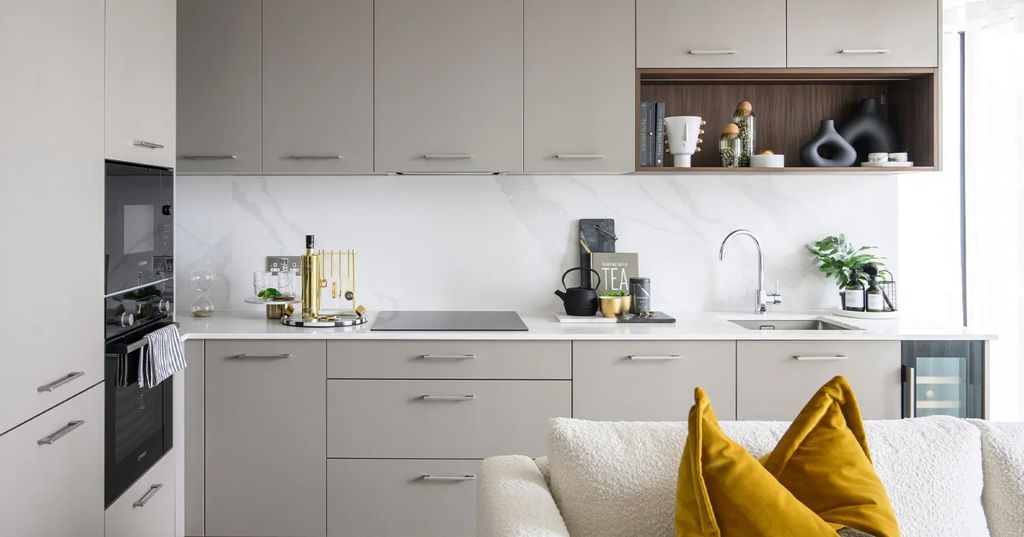 Property photo 2 of 6 4748771