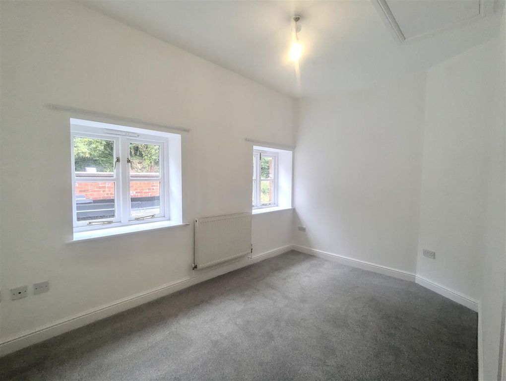 Property photo 2 of 11 Img_6334.Jpeg