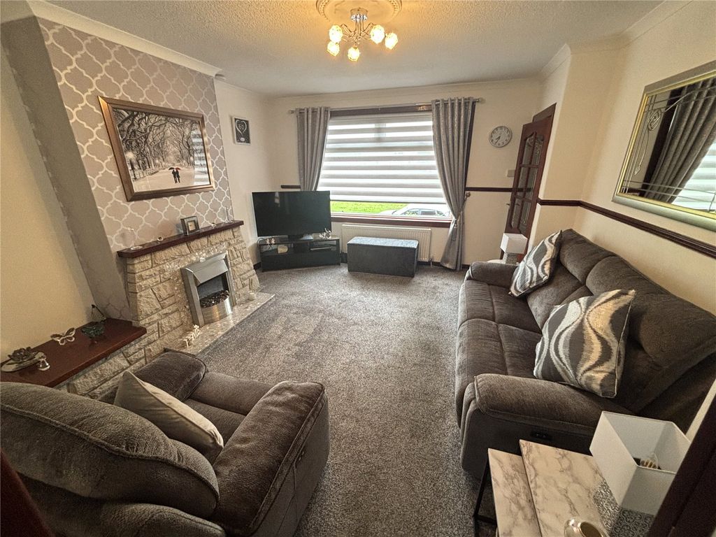 Property photo 3 of 13 Picture No. 11