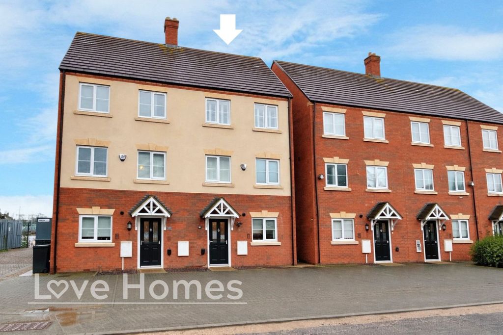 Property photo 1 of 7 4895121