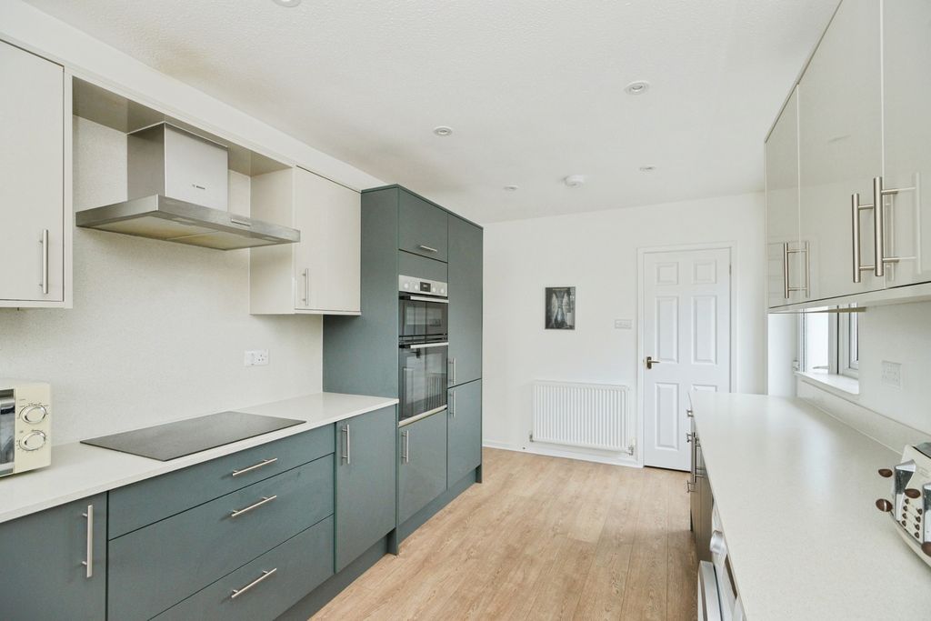Property photo 3 of 21 Pbox-Img.Jpg