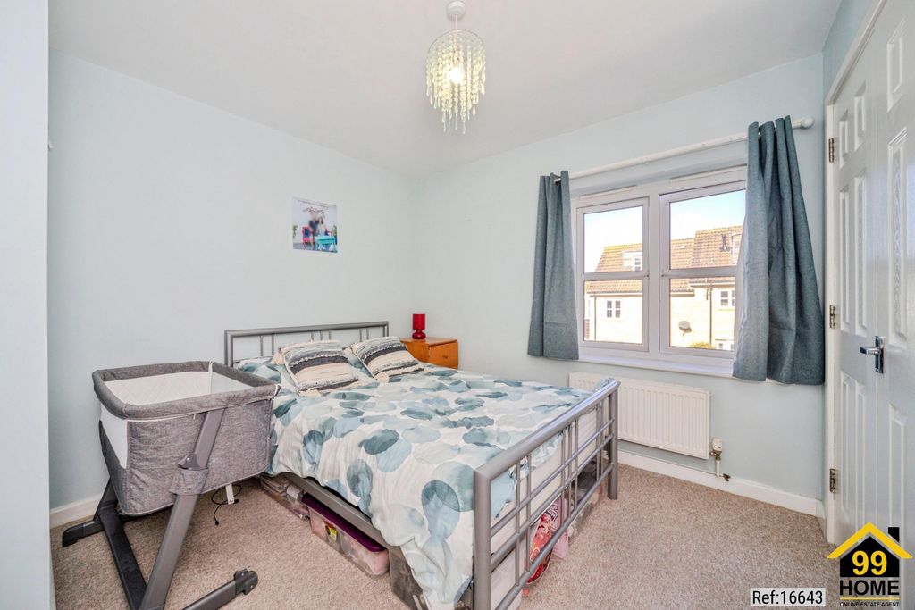 Additional image 11 of 2 bed flat for saleCharterhouse Close, Brackley NN13