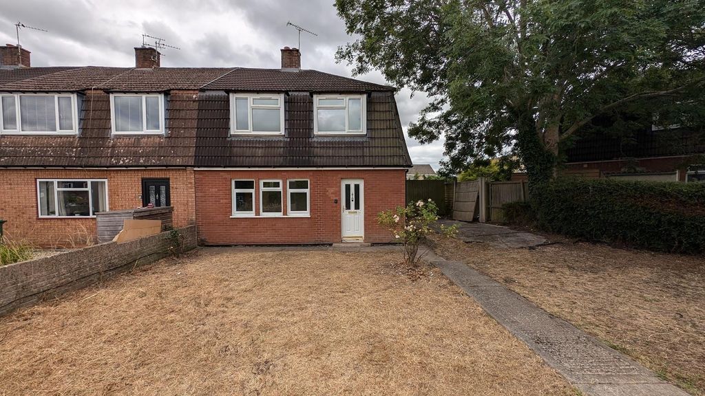 Property photo 1 of 18 16 Orchard Close Front Shot.Jpg
