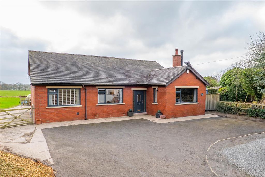 Property photo 1 of 45 Front External