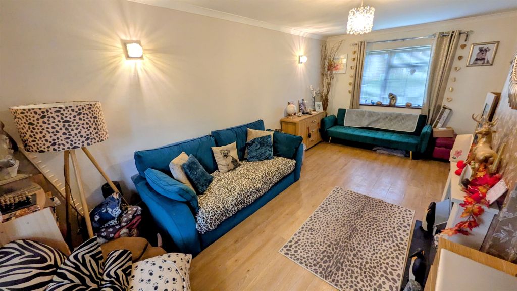 Property photo 2 of 14