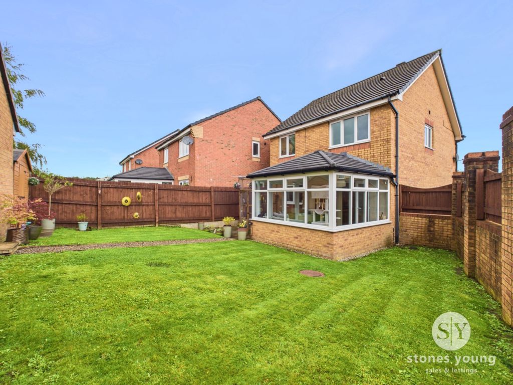 Property photo 2 of 22