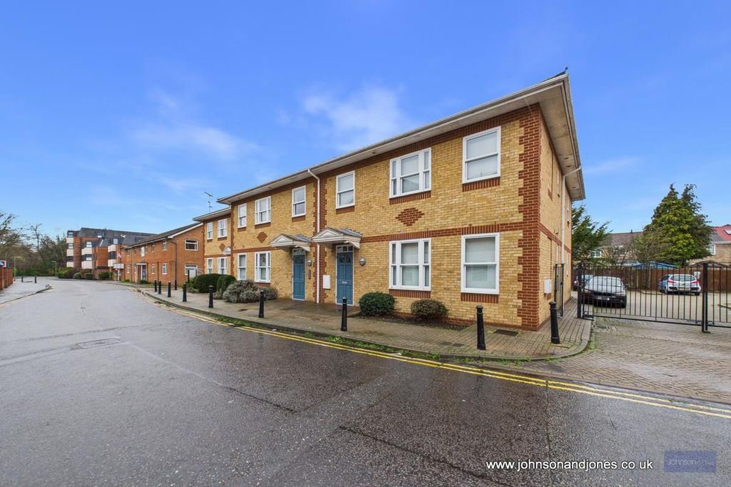 Property photo 1 of 7 Front.Jpg