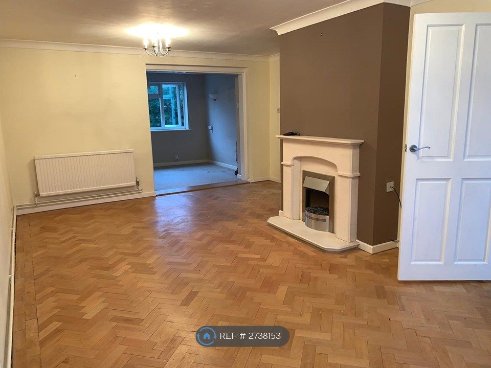 Property photo 2 of 24