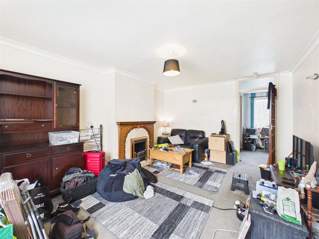 Property photo 3 of 15 Picture No. 06