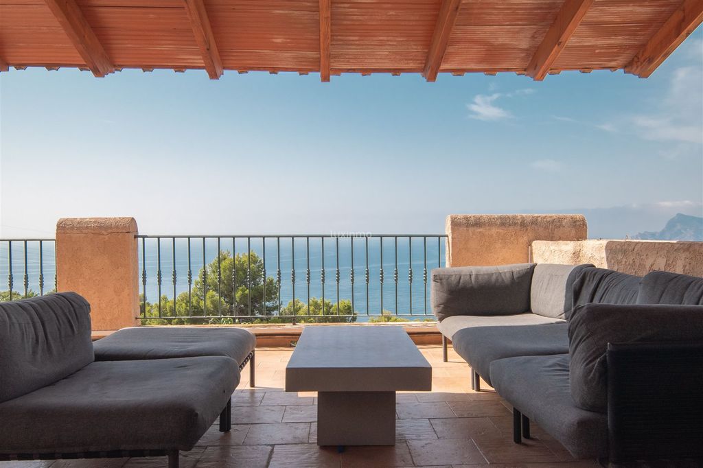 Property photo 1 of 19 Semi-Detached House For Sale In Altea Hills