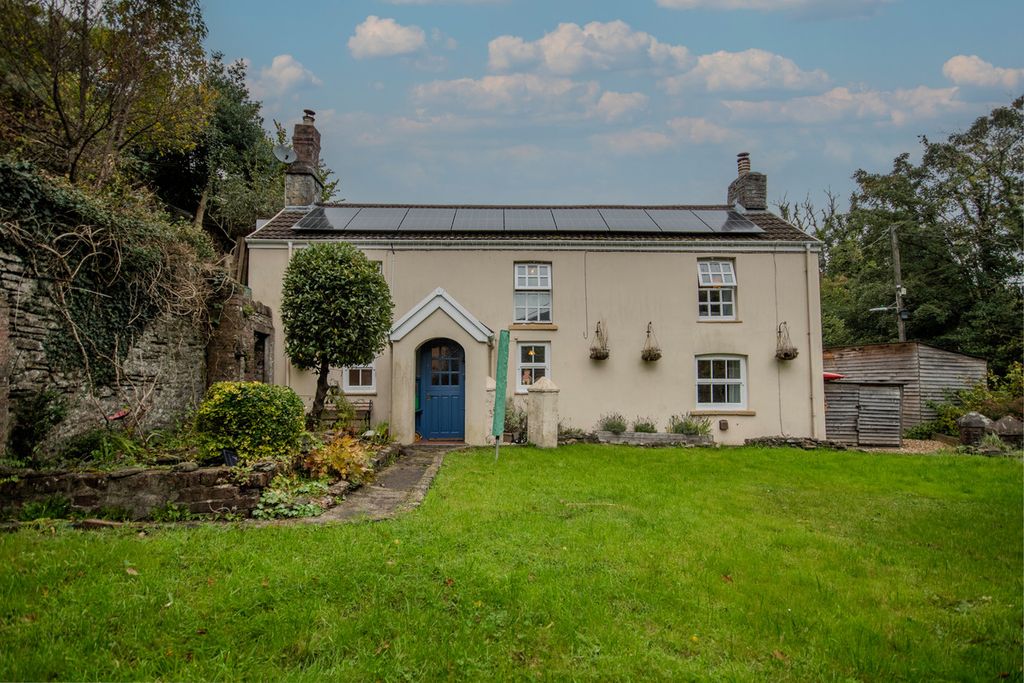 Property photo 1 of 37