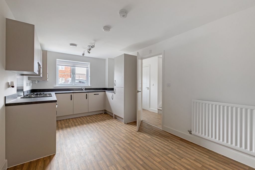 Property photo 2 of 20 Photo