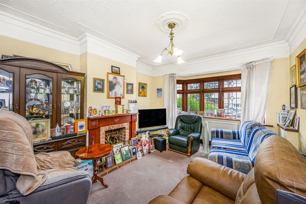 Property photo 3 of 19 Recepetion