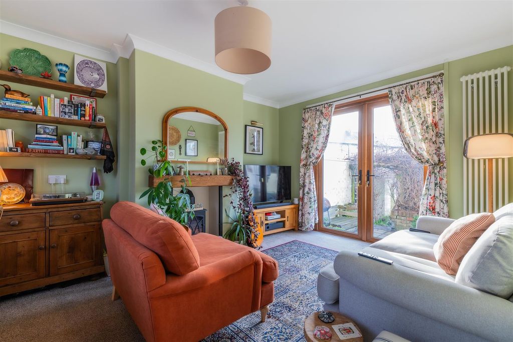 Property photo 2 of 17 11-9.Jpg