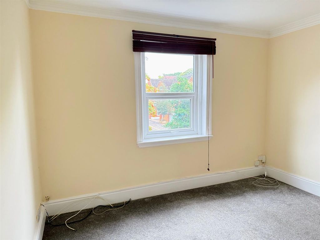 Property photo 3 of 10 Img_0332.Jpg