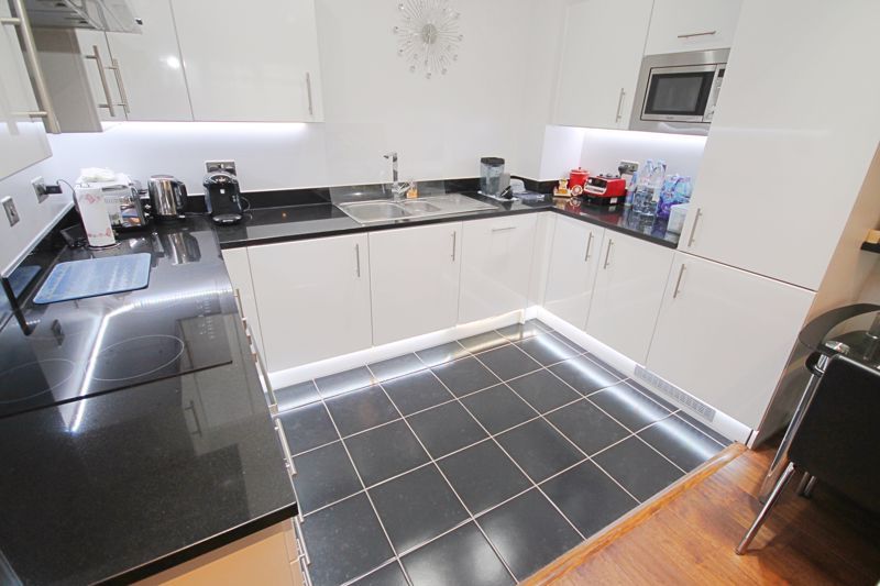 Property photo 2 of 18 Photo 21