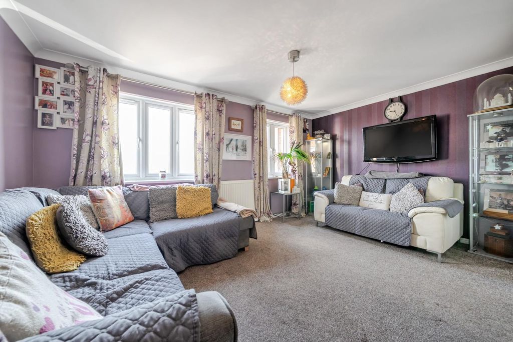 Property photo 3 of 21 1348163-25-68B6B6360732B.Jpg