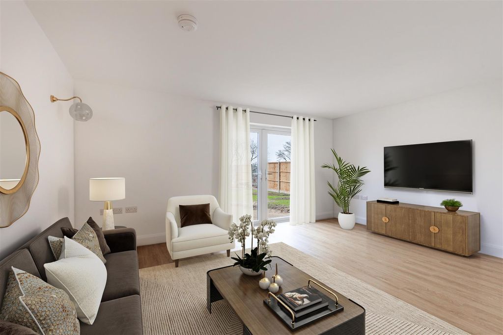 Property photo 2 of 17 Internal Example