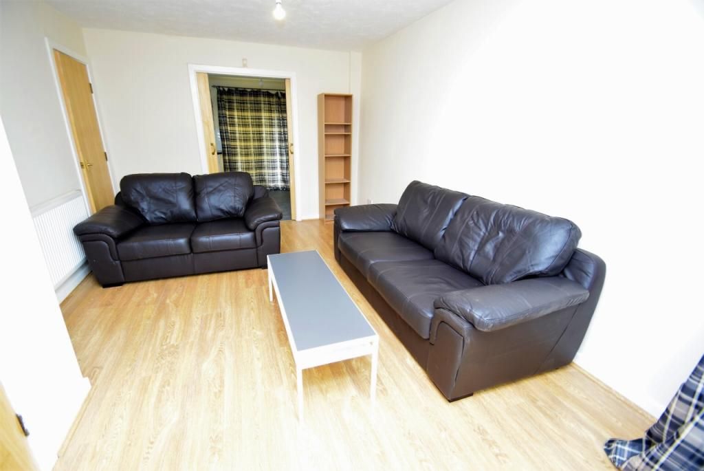 Property photo 3 of 17 Gallery