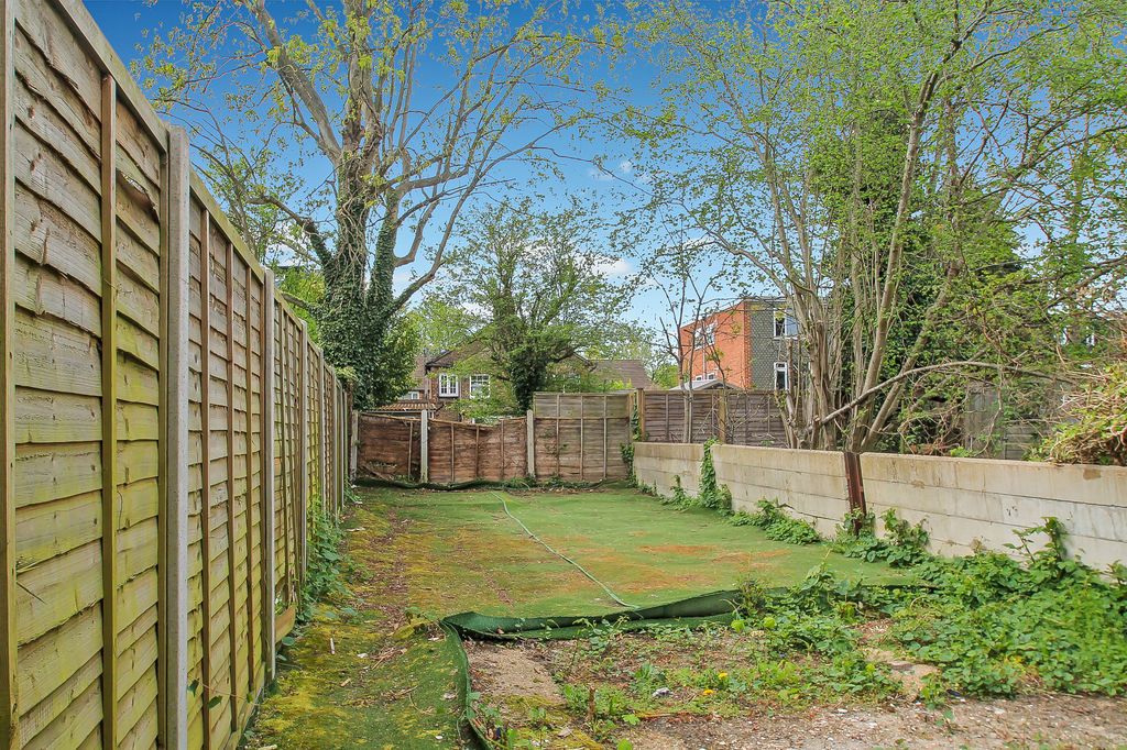 Property photo 2 of 8 Photo 8