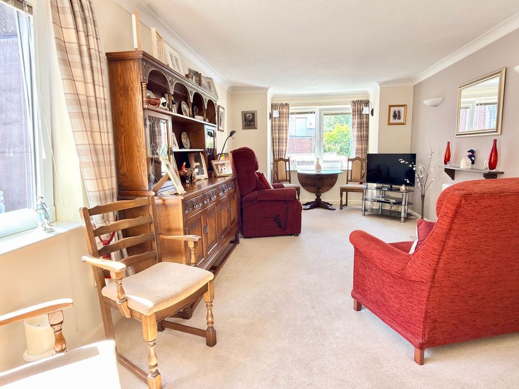 Property photo 3 of 10