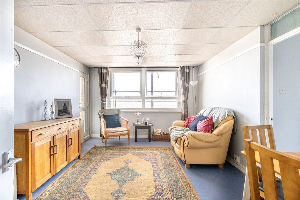 Property photo 1 of 14 Picture No. 11