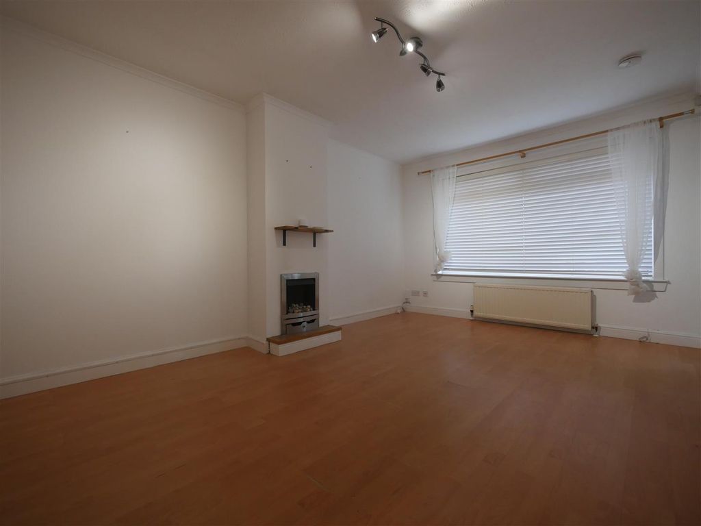 Property photo 2 of 6 P2110446.Jpg