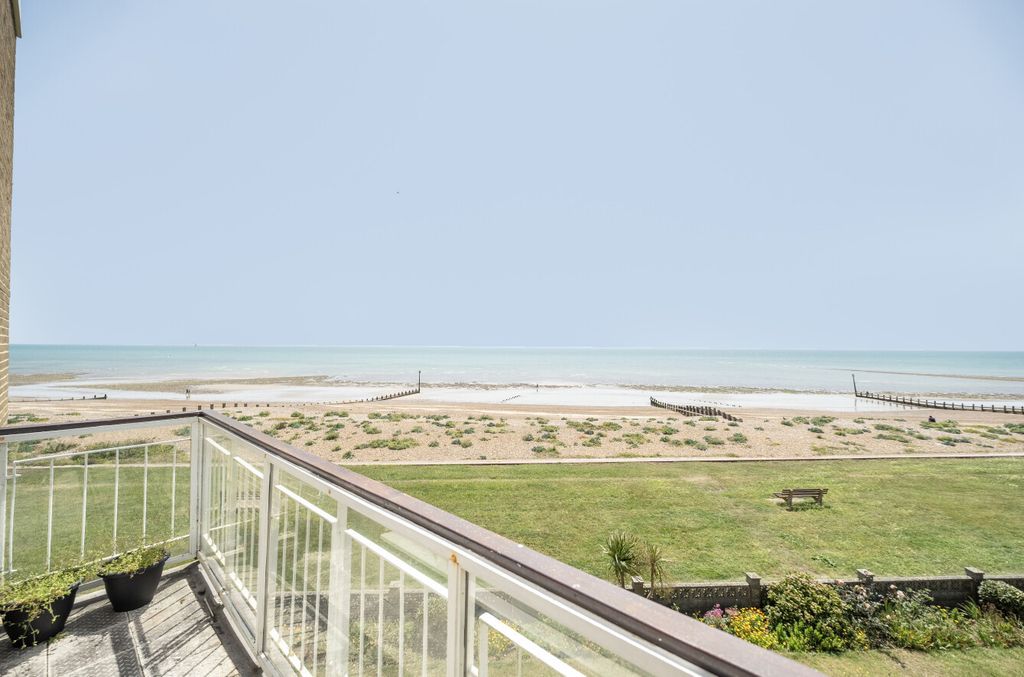 Property photo 1 of 12 1482651-6-6A3A7c6...