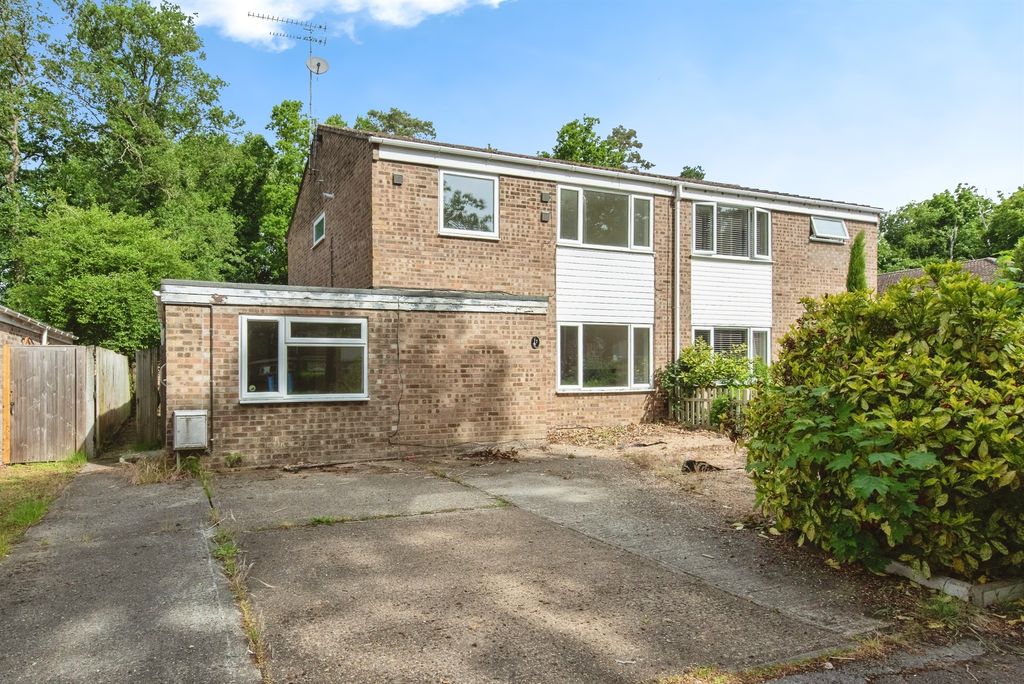 Property photo 2 of 17
