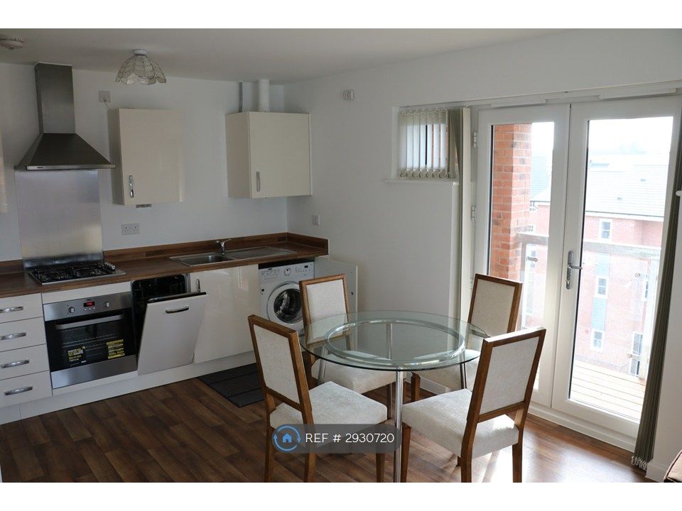 Property photo 3 of 12