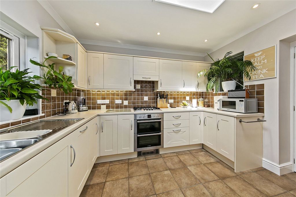 Property photo 3 of 15 Picture No. 55