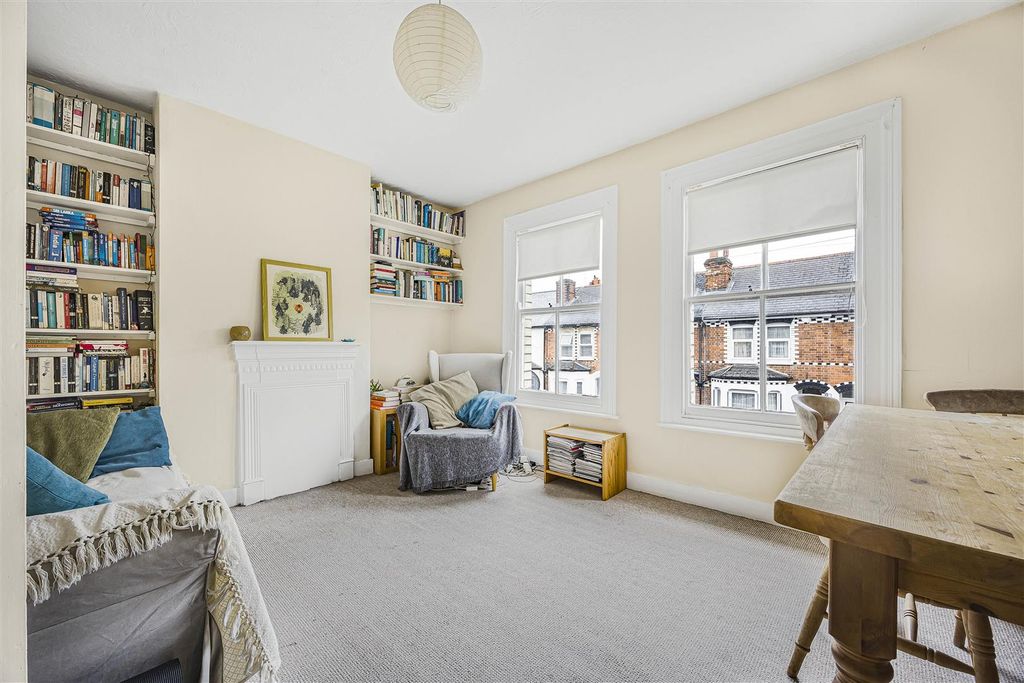 Property photo 2 of 9