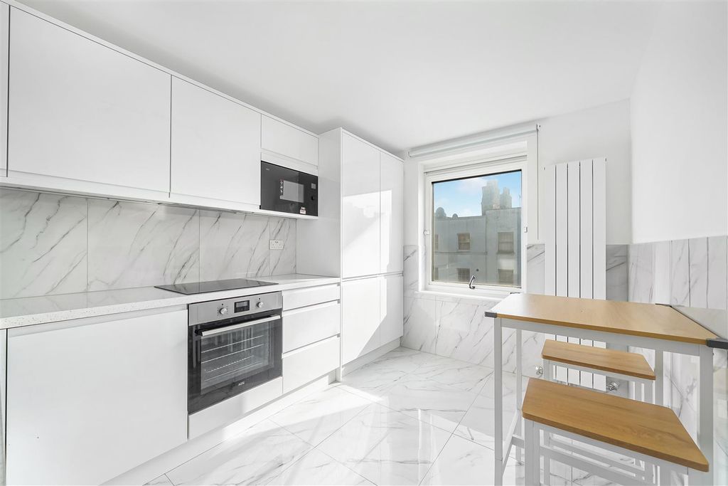 Property photo 1 of 11 Dsc00325.Jpg