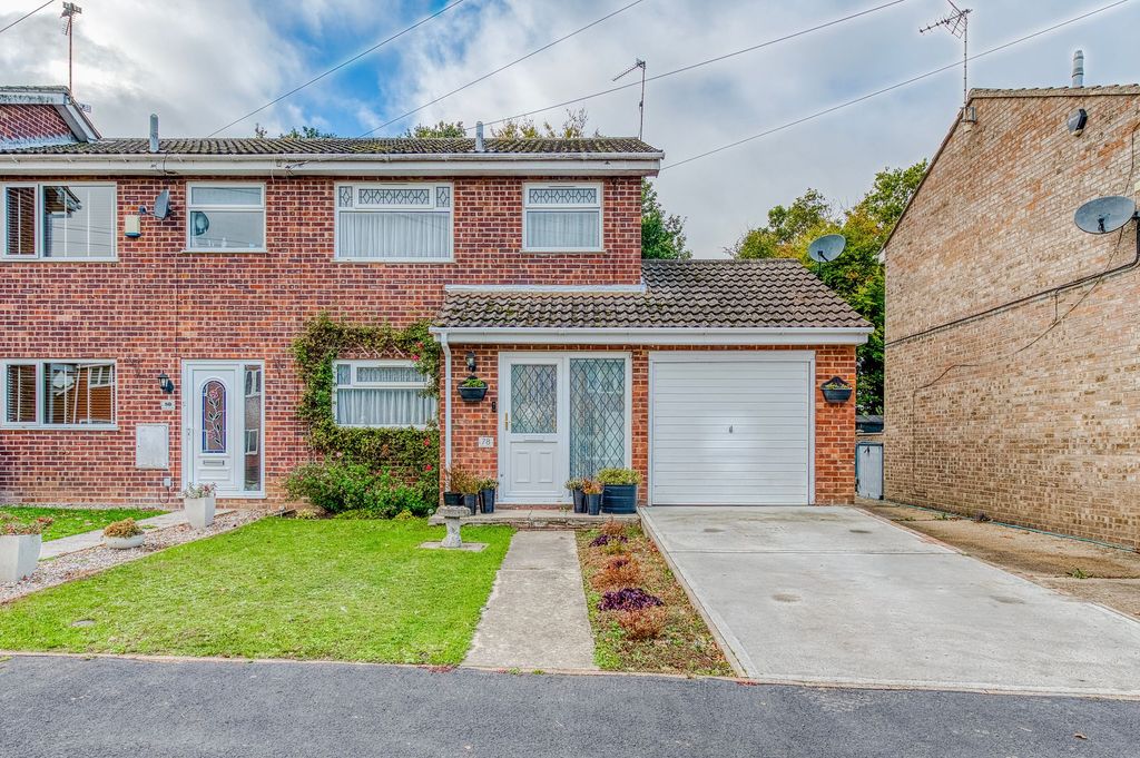 Property photo 1 of 21