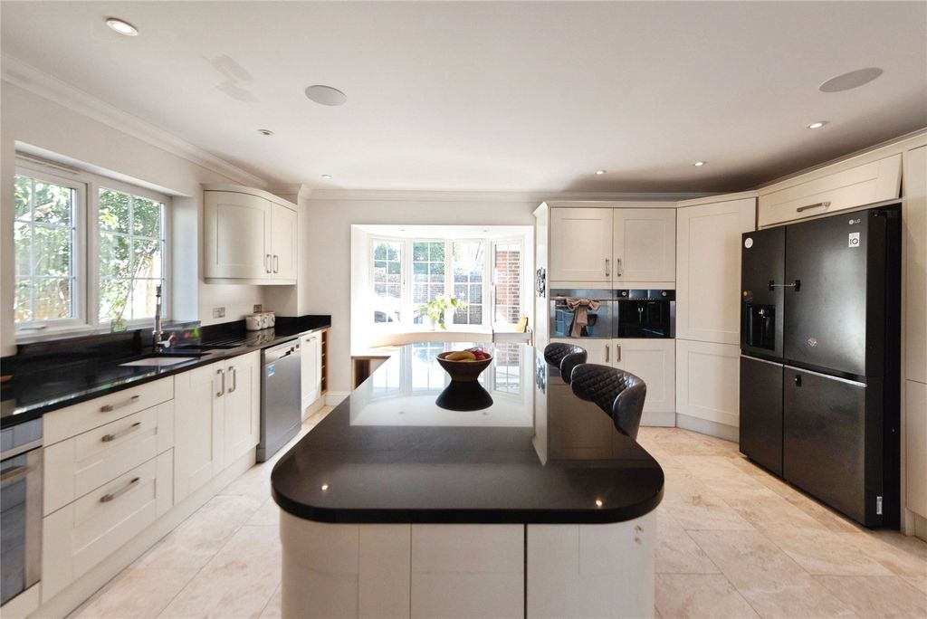 Property photo 3 of 19 Picture No. 07