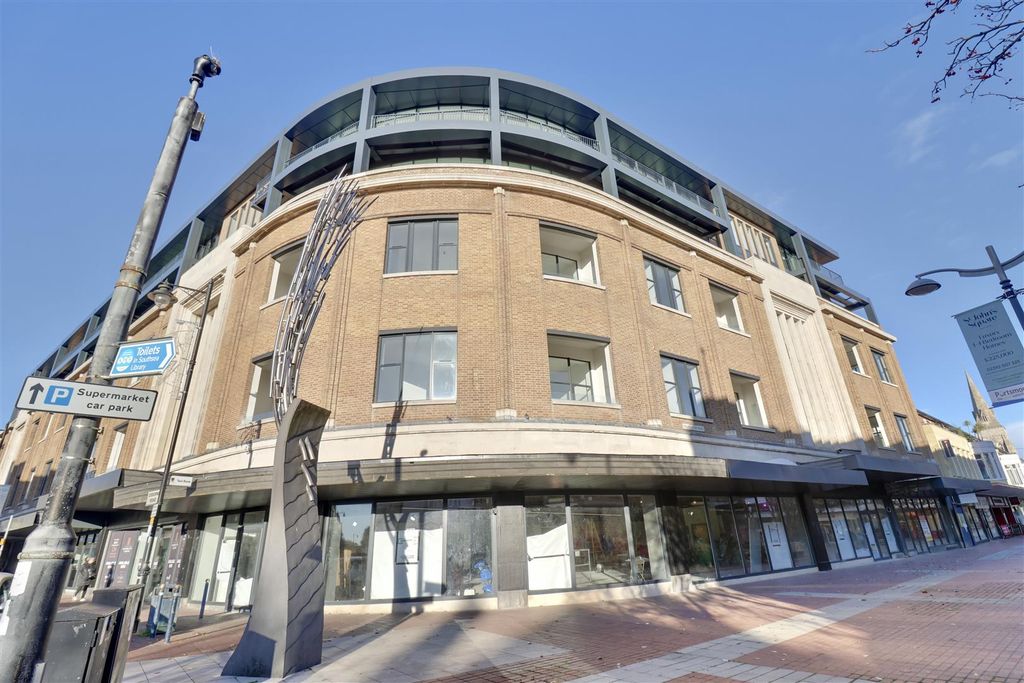 Property photo 3 of 19 48882Fc5-C912-44B4-9Aa1-Ef2A670F48Ca_1_201_A.Jpeg