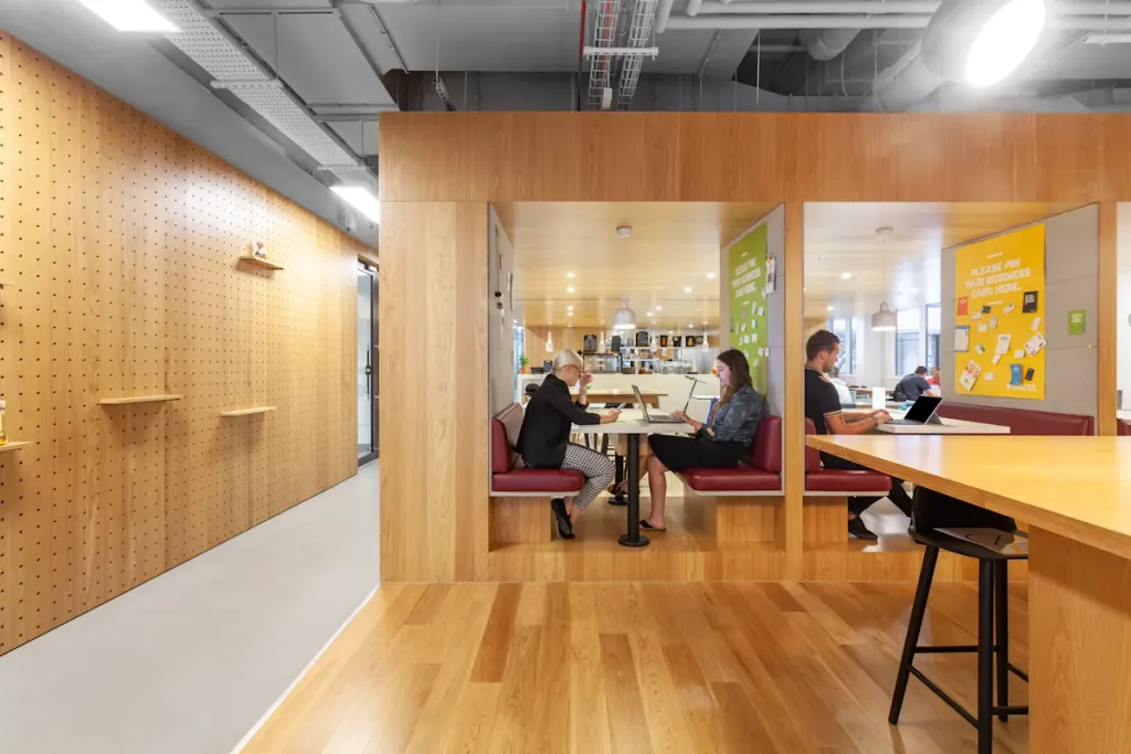 Property photo 2 of 6