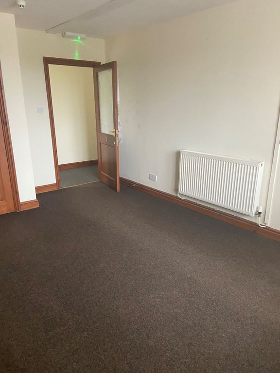 Property photo 2 of 3 Office 2