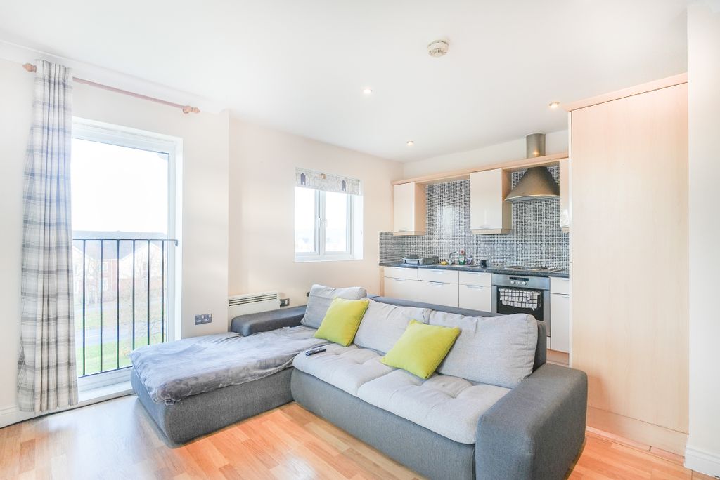 Property photo 3 of 17