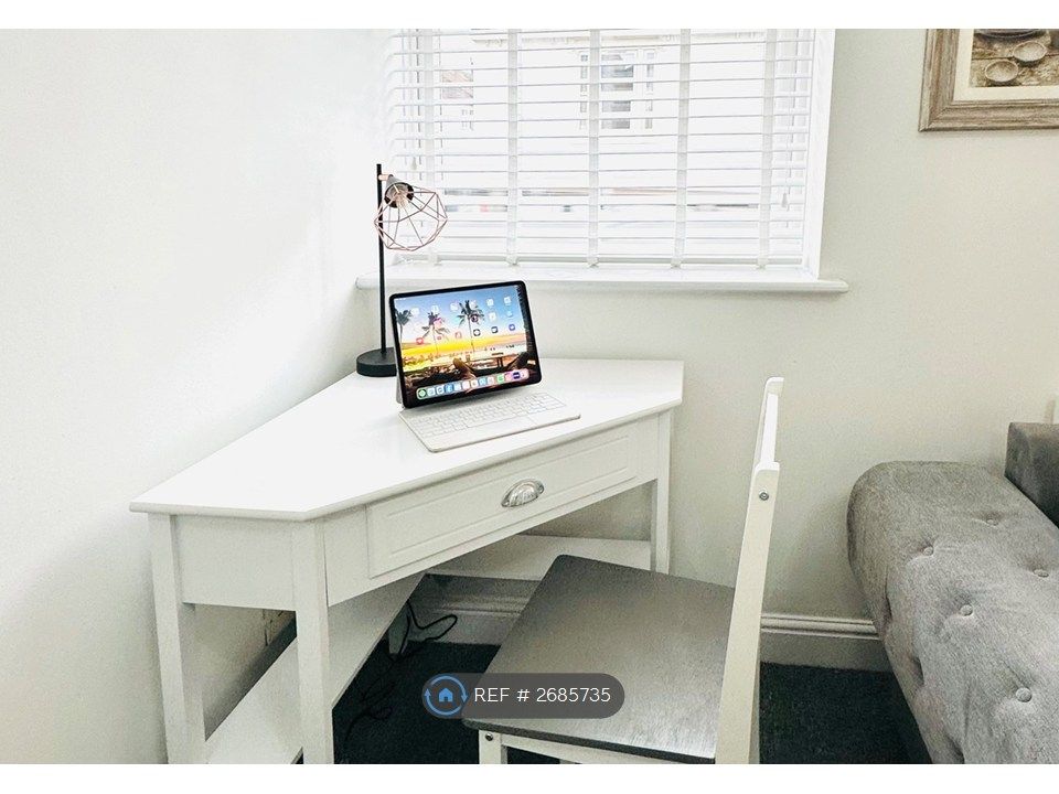 Property photo 3 of 21