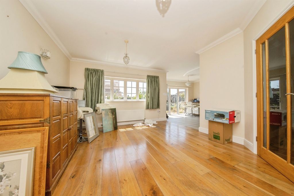 Property photo 2 of 15