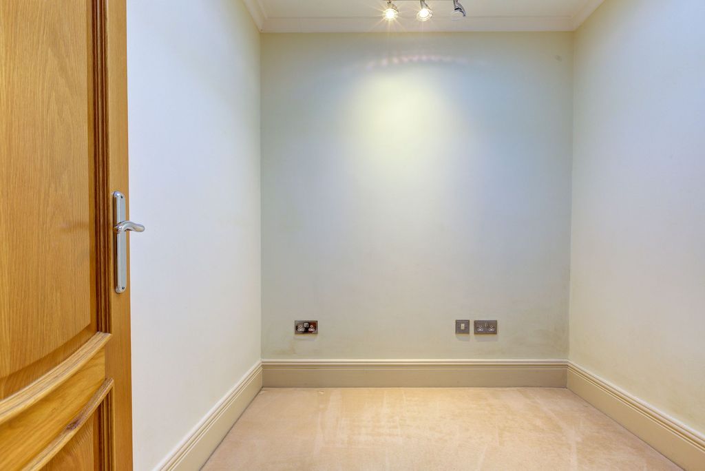 Additional image 25 of 2 bed flat for saleChateau Royale, Grouville JE3