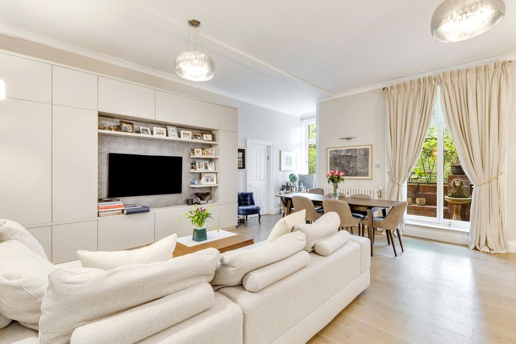 Property photo 3 of 12 Picture No. 03